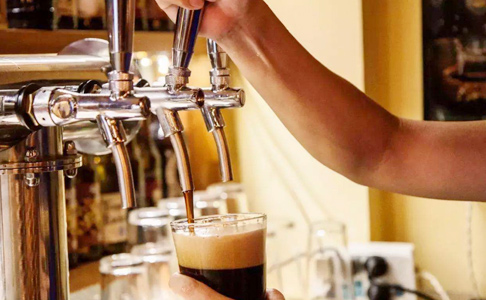 精釀啤酒、工業啤酒、生啤鮮啤原漿熟啤扎啤，你喝的啤酒是什么？